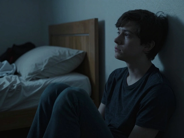 3 Early Warning Signs of Schizophrenia: What to Watch For